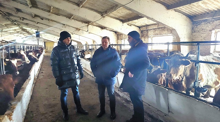  С рабочим визитом к грантополучателю в Щигровский район